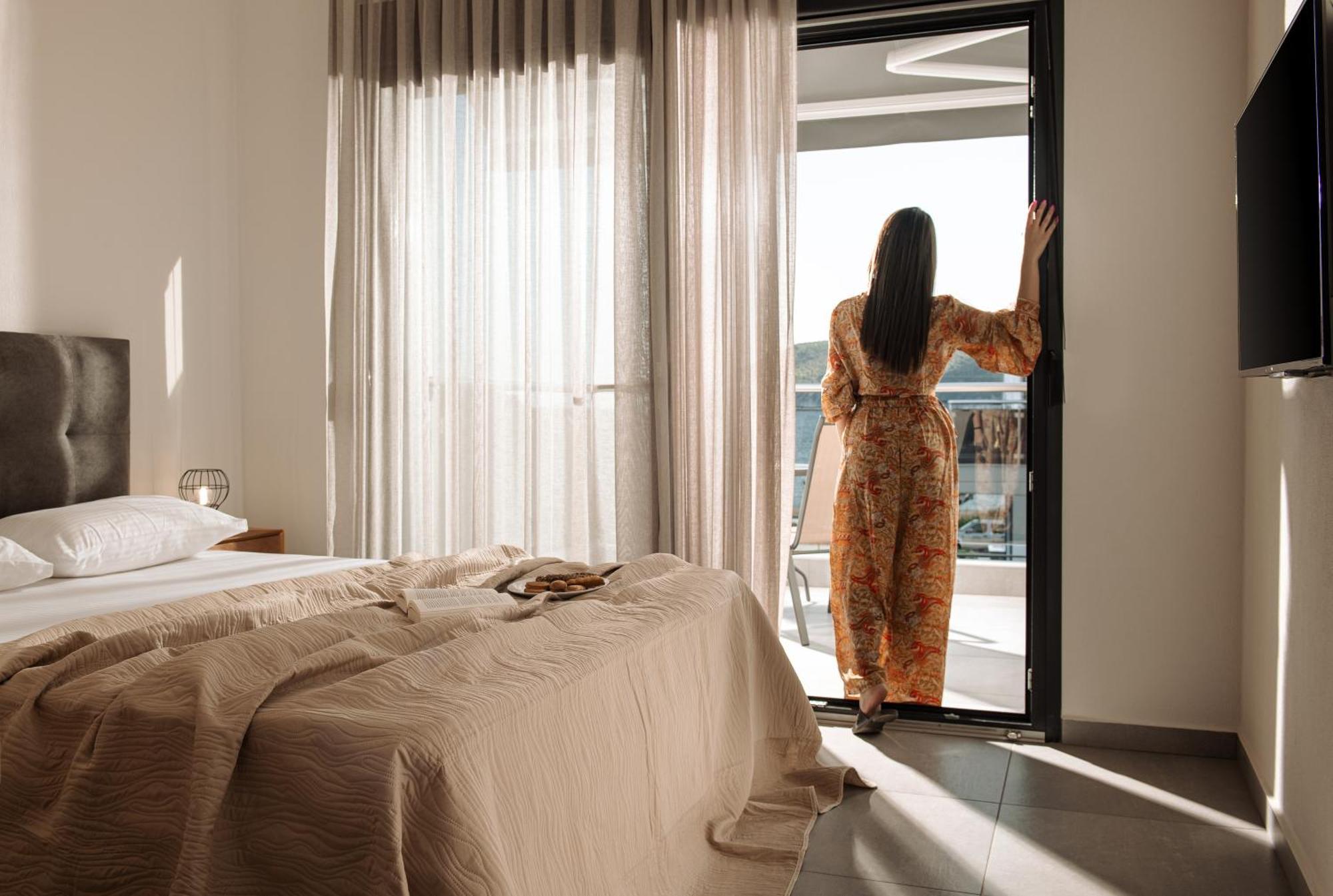 The Black Pearl Villas คาลามิตซี ภายนอก รูปภาพ